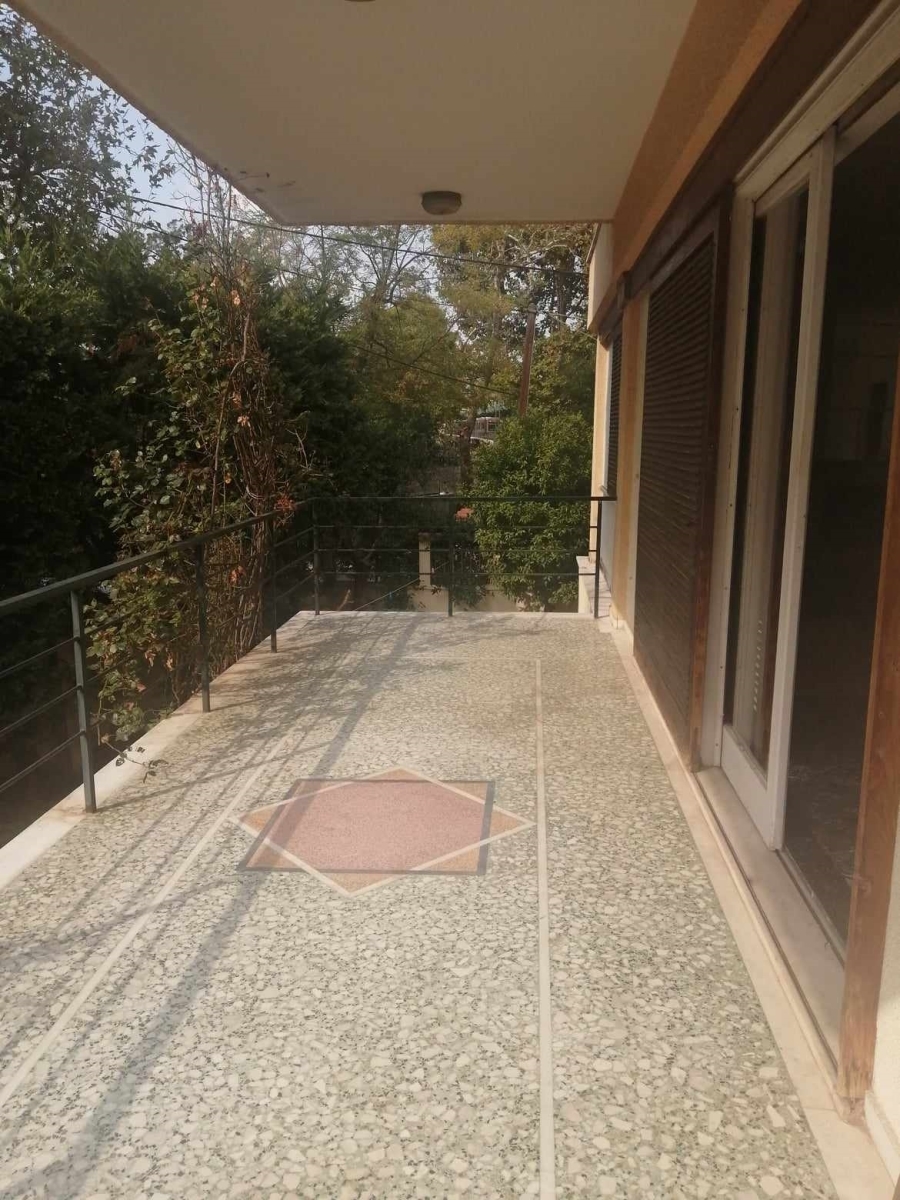 (For Sale) Residential Floor Apartment || Athens North/Kifissia - 130 Sq.m, 2 Bedrooms, 430.000€ 