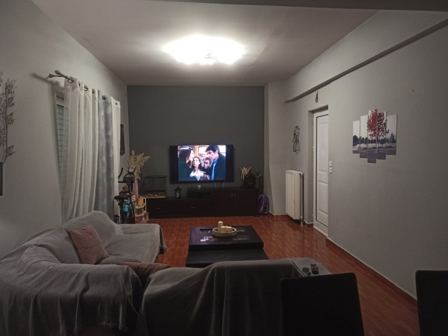 (For Sale) Residential Floor Apartment || Athens Center/Kaisariani - 90 Sq.m, 2 Bedrooms, 200.000€ 